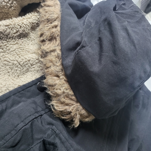 Fall/winter coat - Picture 6 of 7